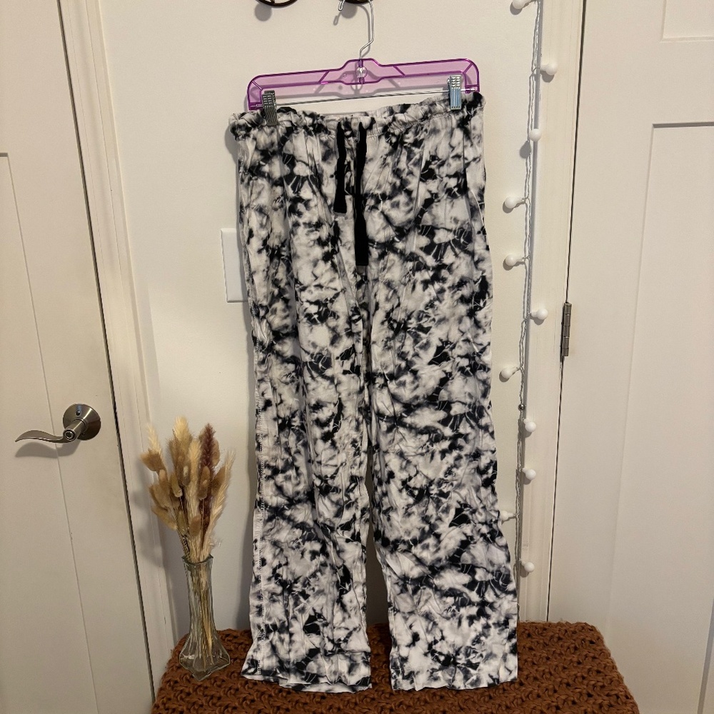 PINK Victorias Secret Pajama Pants
